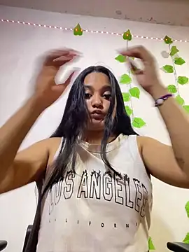 shayna all online show from March 27, 2026, 6:51 pm