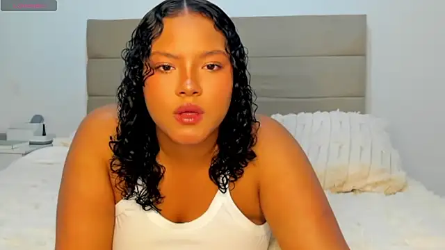 Dephne   online show from March 17, 2025, 11:31 am