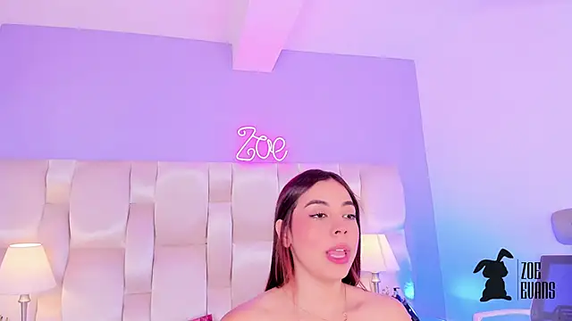 Zoe Evans  online show from December 2, 2024, 12:18 pm