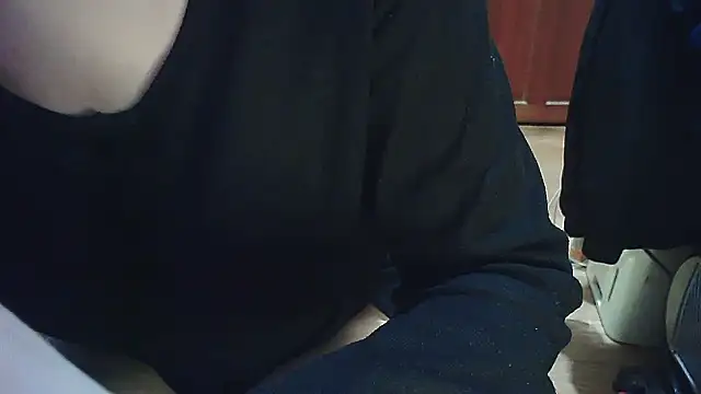 cindy01113520 online show from February 16, 2026, 8:21 am