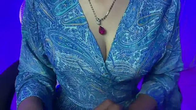 Snapshot of Queen_Angelena chatting on November 29, 2025, 5:38 pm Queen Angelena online show from November 29, 2025, 5:38 pm