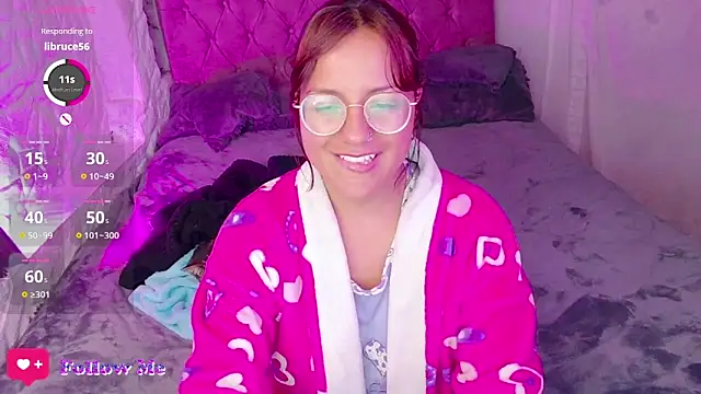 emma luna1986 online show from February 25, 2025, 5:30 am