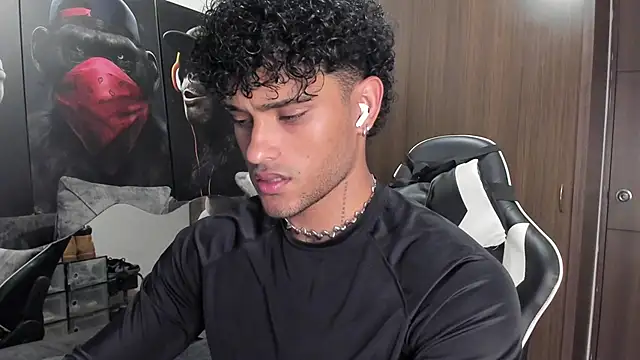 Alessandro Vanni online show from November 25, 2025, 11:27 pm