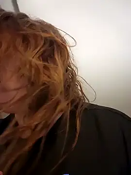 Snapshot of Canadian_BBW chatting on December 21, 2024, 3:42 pm Canadian BBW online show from December 21, 2024, 3:42 pm