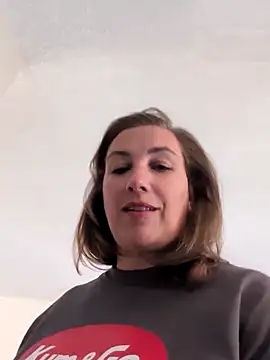 Snapshot of Canadian_BBW chatting on October 22, 2025, 6:29 pm Canadian BBW online show from October 22, 2025, 6:29 pm