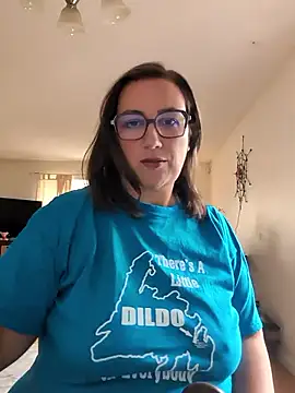 Snapshot of Canadian_BBW chatting on October 31, 2025, 9:49 pm Canadian BBW online show from October 31, 2025, 9:49 pm