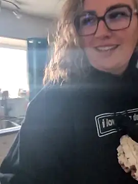 Canadian BBW online show from March 9, 2026, 9:52 pm