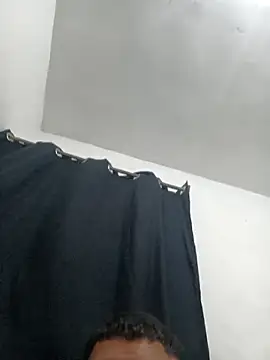 R3Y S3X online show from November 27, 2025, 2:02 am