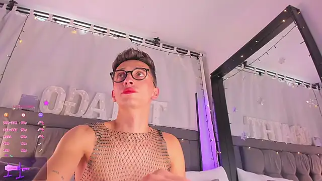 Thiago jones online show from February 4, 2025, 8:38 pm