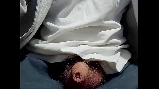 hairyuncut00 online show from January 16, 2025, 6:59 pm