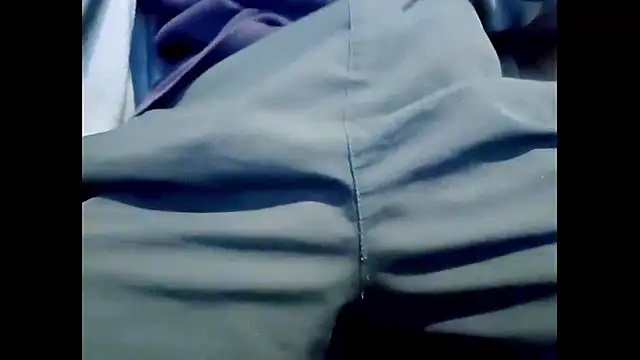 hairyuncut00 online show from September 15, 2025, 10:21 pm