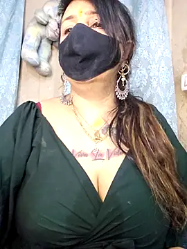 cute-tanvi online show from March 5, 2026, 1:12 am