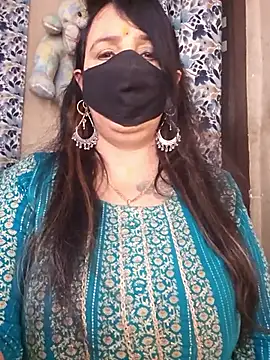 cute-tanvi online show from April 14, 2026, 1:00 am