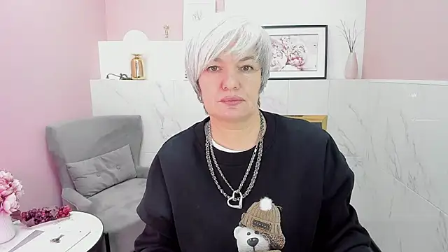 CarmenSoft online show from January 29, 2025, 8:14 pm