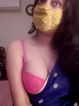 Snapshot of Lavanya_Shah chatting on December 5, 2024, 2:44 pm Lavanya Shah online show from December 5, 2024, 2:44 pm