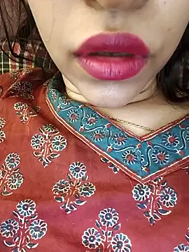 Snapshot of Lavanya_Shah chatting on November 26, 2025, 7:20 am Lavanya Shah online show from November 26, 2025, 7:20 am