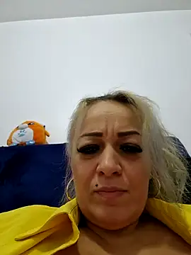 Snapshot of Ruxy42ETT chatting on January 4, 2025, 9:00 am Ruxy42ETT online show from January 4, 2025, 9:00 am