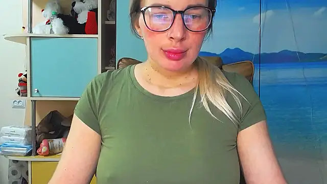 Snapshot of miaa_sunn chatting on November 17, 2025, 3:40 pm miaa sunn online show from November 17, 2025, 3:40 pm