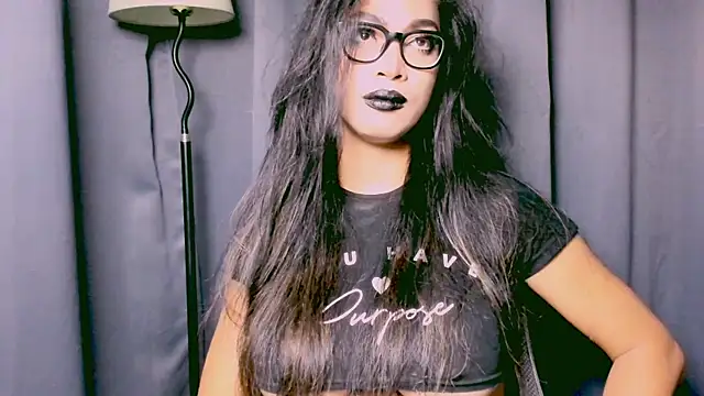 XXsexylongcockXX online show from December 3, 2024, 11:02 pm