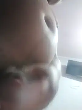 Snapshot of Pingon_Chocolate chatting on November 5, 2025, 9:48 pm Pingon Chocolate online show from November 5, 2025, 9:48 pm