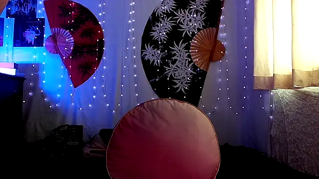 Snapshot of GamerGirlRoxyAndLee chatting on June 26, 2026, 8:02 pm GamerGirlRoxyAndLee online show from June 26, 2026, 8:02 pm
