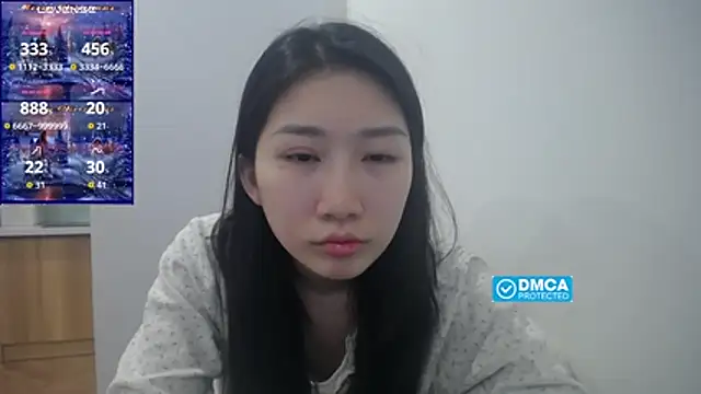 Asiagirll online show from November 18, 2025, 5:06 pm