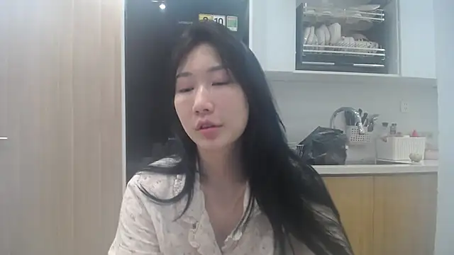 Asiagirll online show from July 27, 2026, 4:14 pm