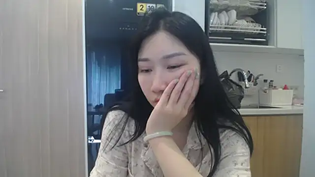 Asiagirll online show from July 28, 2026, 4:19 am