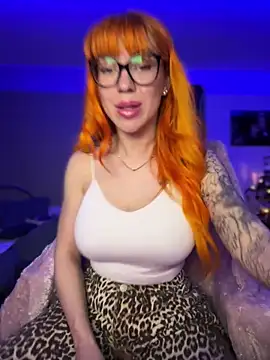 Pia July  online show from January 16, 2025, 9:08 pm