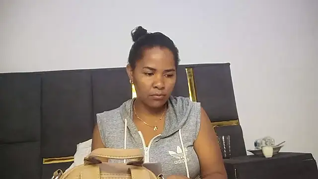 aleixane online show from April 1, 2026, 1:41 pm