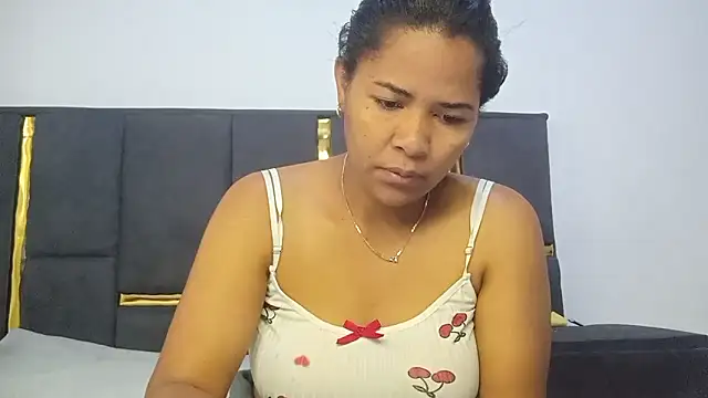 aleixane online show from April 16, 2026, 5:41 am