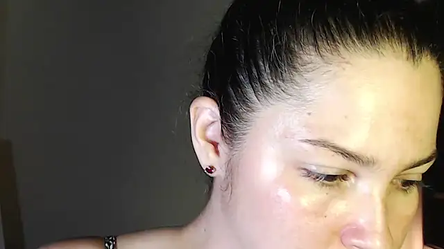 Snapshot of solamatista11 chatting on December 10, 2024, 11:40 pm solamatista11 online show from December 10, 2024, 11:40 pm