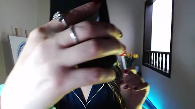 Snapshot of solamatista11 chatting on March 2, 2025, 10:16 pm solamatista11 online show from March 2, 2025, 10:16 pm