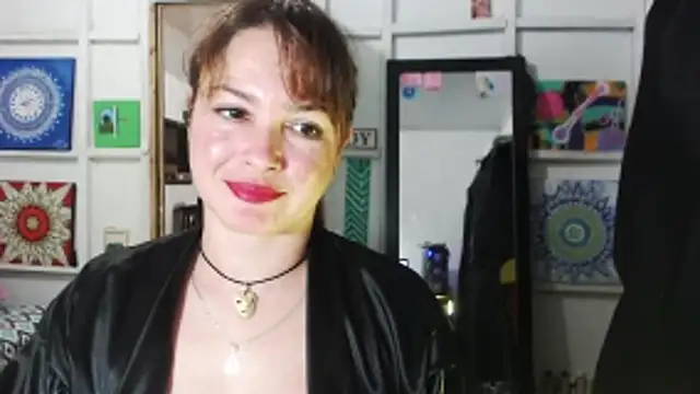 Snapshot of solamatista11 chatting on October 8, 2025, 7:55 pm solamatista11 online show from October 8, 2025, 7:55 pm