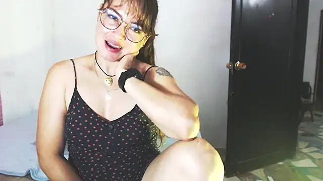 Snapshot of solamatista11 chatting on November 11, 2025, 9:26 pm solamatista11 online show from November 11, 2025, 9:26 pm