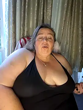 Snapshot of Iceprincess2bad4u chatting on January 1, 2025, 4:50 pm Iceprincess2bad4u online show from January 1, 2025, 4:50 pm