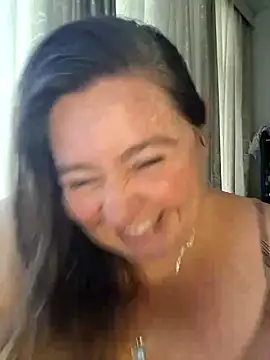 Snapshot of Iceprincess2bad4u chatting on January 18, 2025, 6:34 am Iceprincess2bad4u online show from January 18, 2025, 6:34 am