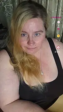 Snapshot of Iceprincess2bad4u chatting on September 8, 2025, 6:18 pm Iceprincess2bad4u online show from September 8, 2025, 6:18 pm