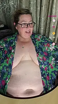 Snapshot of Iceprincess2bad4u chatting on September 19, 2025, 5:57 pm Iceprincess2bad4u online show from September 19, 2025, 5:57 pm