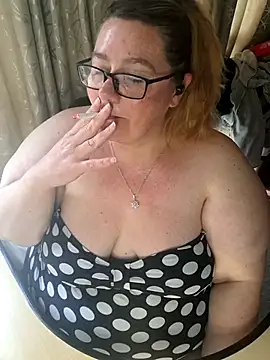 Snapshot of Iceprincess2bad4u chatting on November 15, 2025, 6:11 am Iceprincess2bad4u online show from November 15, 2025, 6:11 am