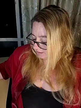 Iceprincess2bad4u online show from February 16, 2026, 6:15 pm