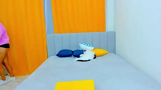 Snapshot of FieryHeart chatting on December 28, 2024, 1:06 pm FieryHeart online show from December 28, 2024, 1:06 pm