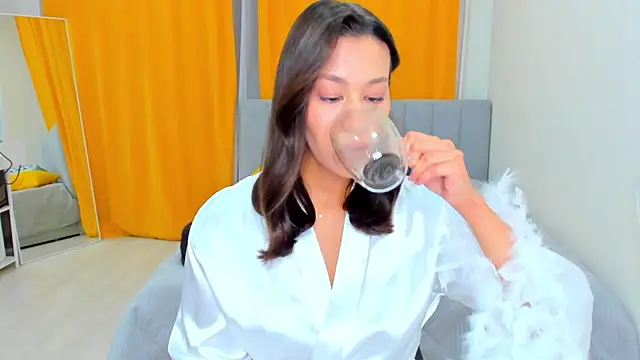 Snapshot of FieryHeart chatting on March 17, 2025, 7:48 pm FieryHeart online show from March 17, 2025, 7:48 pm