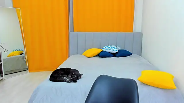 Snapshot of FieryHeart chatting on March 18, 2025, 4:59 pm FieryHeart online show from March 18, 2025, 4:59 pm