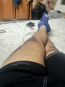 Snapshot of LargishSexiness chatting on December 21, 2025, 9:11 pm LargishSexiness online show from December 21, 2025, 9:11 pm