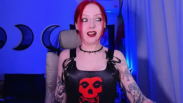 Ivon Diaz online show from February 17, 2025, 10:36 pm