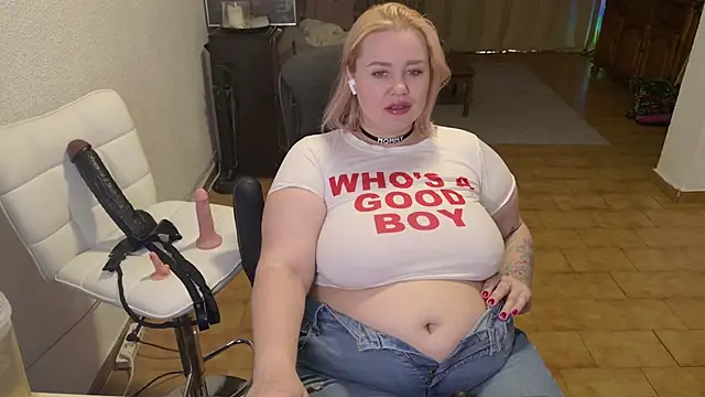 MargotGrey online show from March 18, 2026, 8:50 am