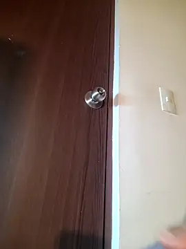 Electric bae online show from November 13, 2025, 3:55 pm