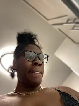 Snapshot of Foreignthababyy chatting on April 22, 2026, 3:13 pm Foreignthababyy online show from April 22, 2026, 3:13 pm