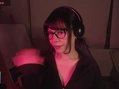 alien  show online show from April 14, 2026, 3:34 am